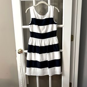 Dress Barn Summer/ Nautical zip closure sleeveless dress- Size: 6